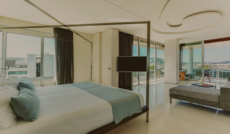 Aguas De Ibiza - Corner Suite